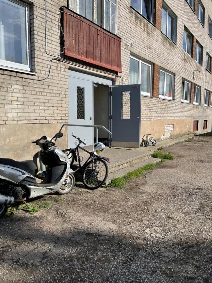 Nice Apartment In Maardu Esterno foto